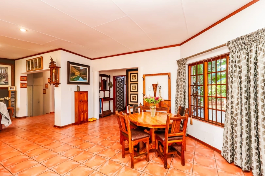 4 Bedroom Property for Sale in Ifafi North West